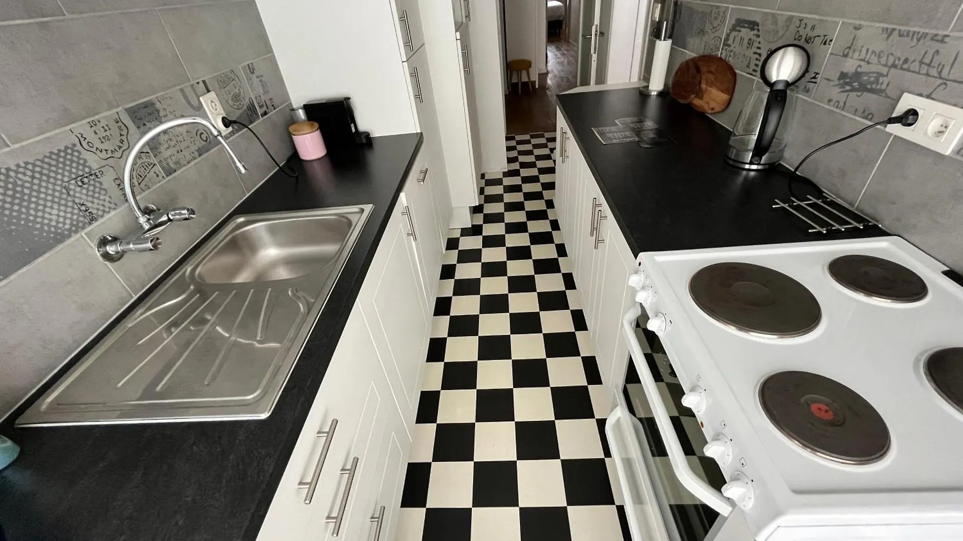 Spacious 2 Bedroom App In The Center With Balcony Ghent Apartment