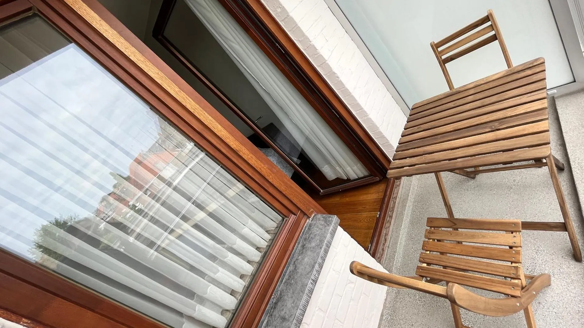 Spacious 2 Bedroom App In The Center With Balcony Ghent Belgium