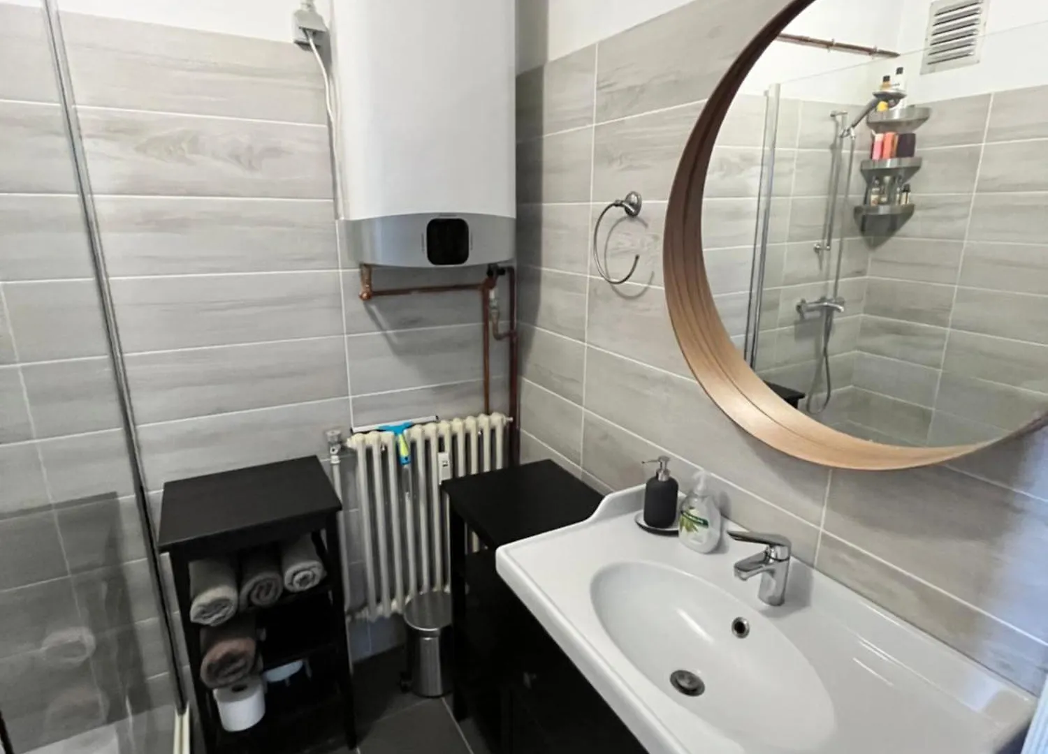 Spacious 2 Bedroom App In The Center With Balcony Ghent 0*,  Belgium