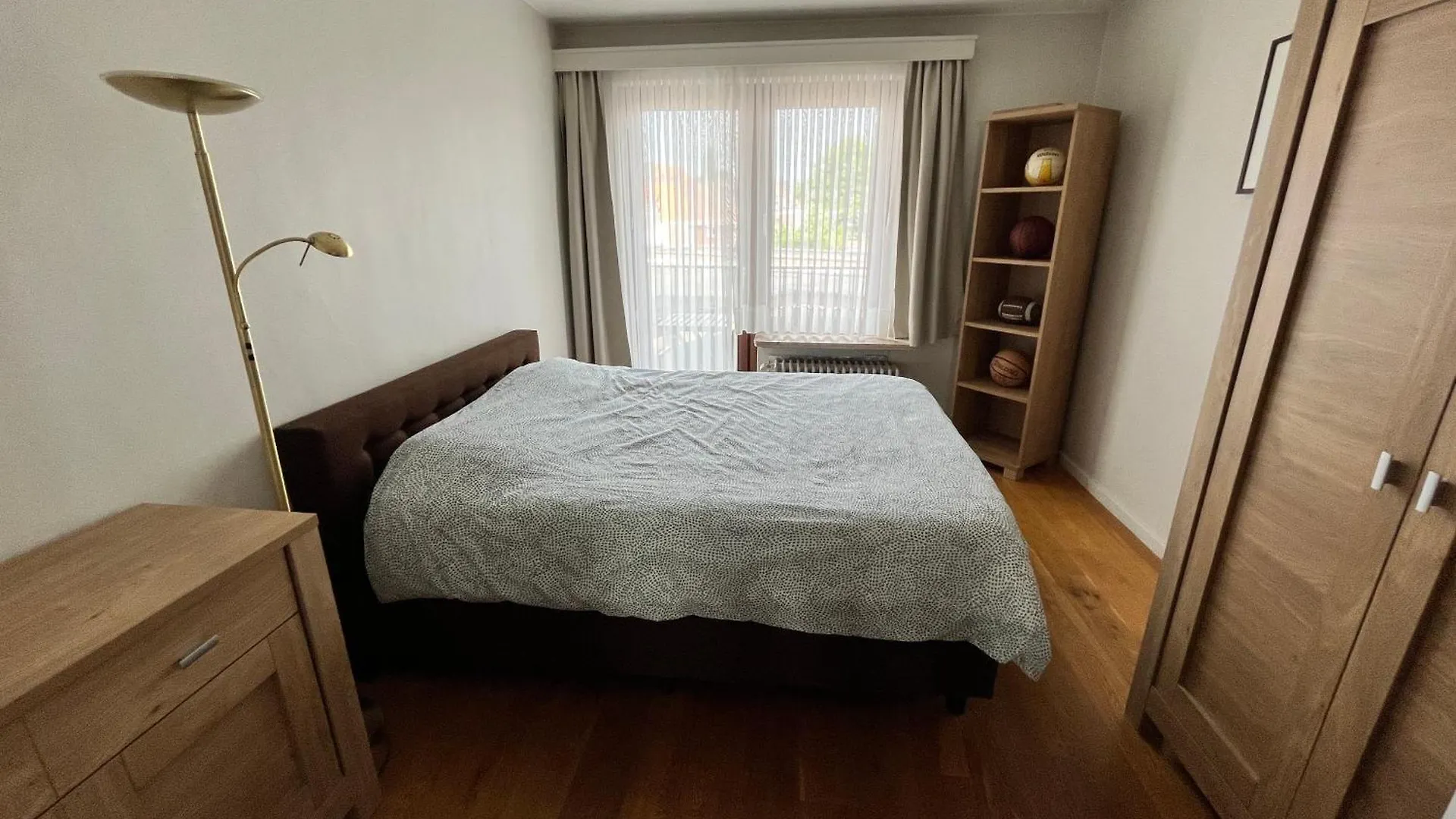 Apartment Spacious 2 Bedroom App In The Center With Balcony Ghent