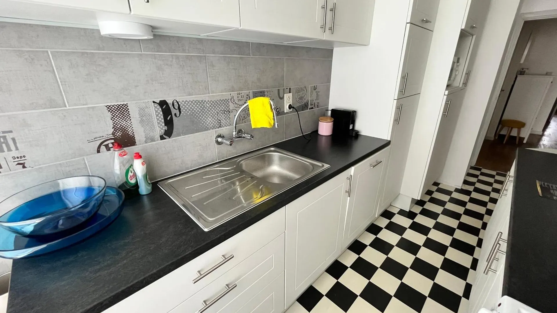 Spacious 2 Bedroom App In The Center With Balcony Ghent