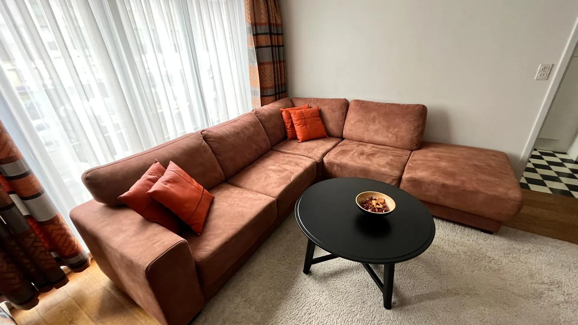 Spacious 2 Bedroom App In The Center With Balcony Ghent 0*,